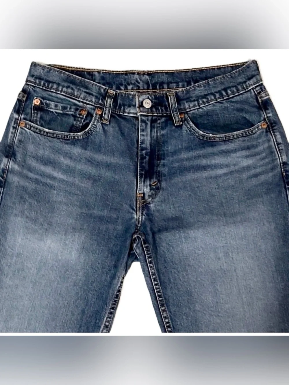 Levis straight leg